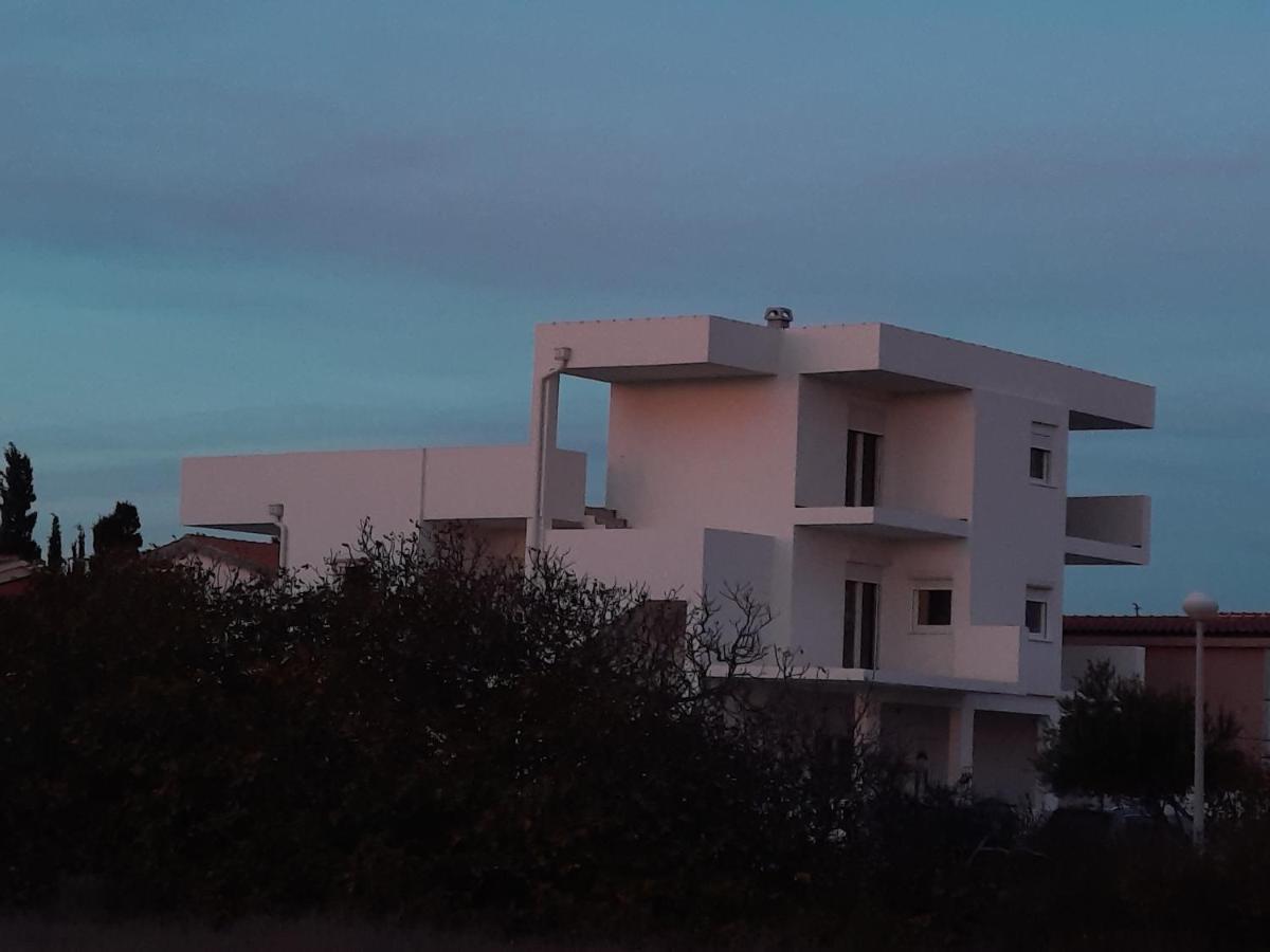 Apartments Matkovic Vir Luaran gambar