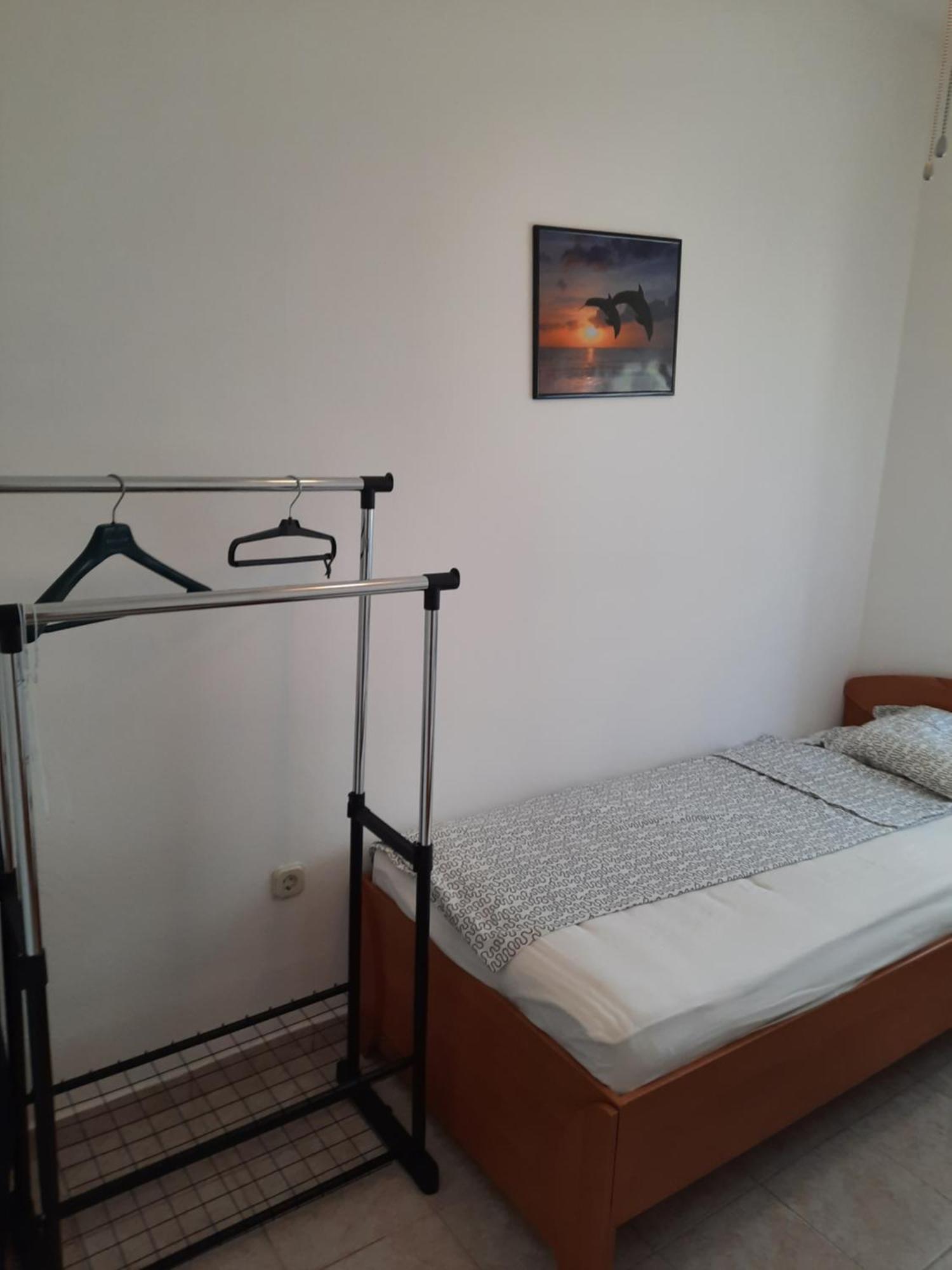 Apartments Matkovic Vir Luaran gambar