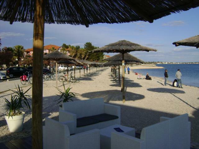 Apartments Matkovic Vir Luaran gambar